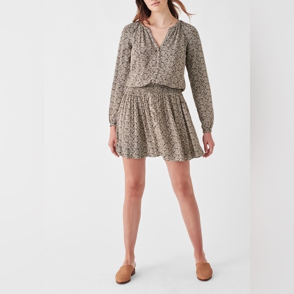 FAHERTY Montara Dress in Leaf Batik Size Large VGUC - Picture 2 of 8